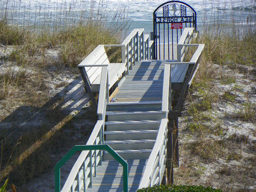 Seahorse Oceanfront Inn Atlantic Beach Bagian luar foto